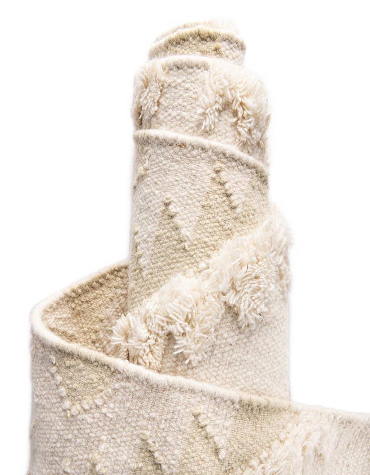 Detail image of 6' 1 x 9'  Hand Woven Arizona Wool Rug