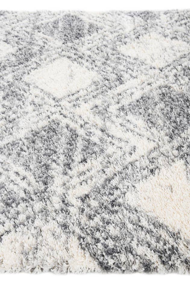 Detail image of 5' 3 x 7' 9 Athena Shag Rug