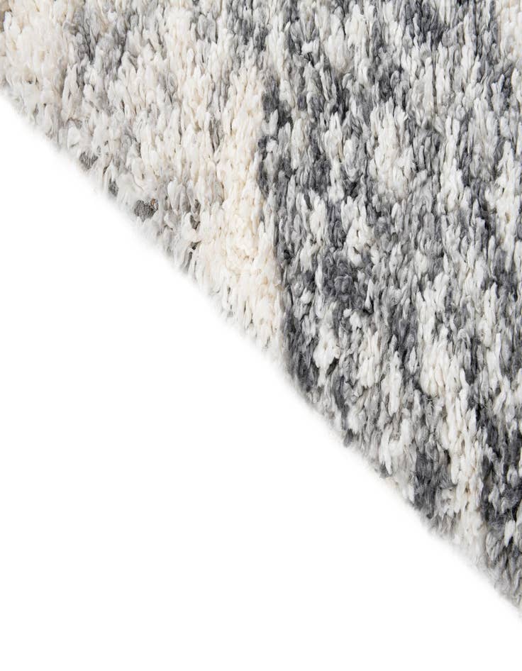 Detail image of 5' 3 x 7' 9 Athena Shag Rug