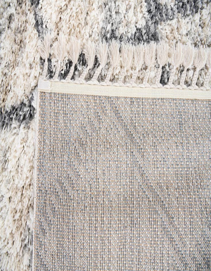 Detail image of 5' 3 x 7' 7 Athena Shag Rug