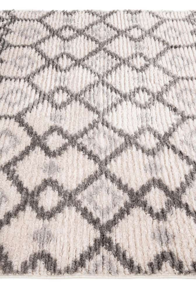 5' 3 x 7' 8 Athena Shag Rug