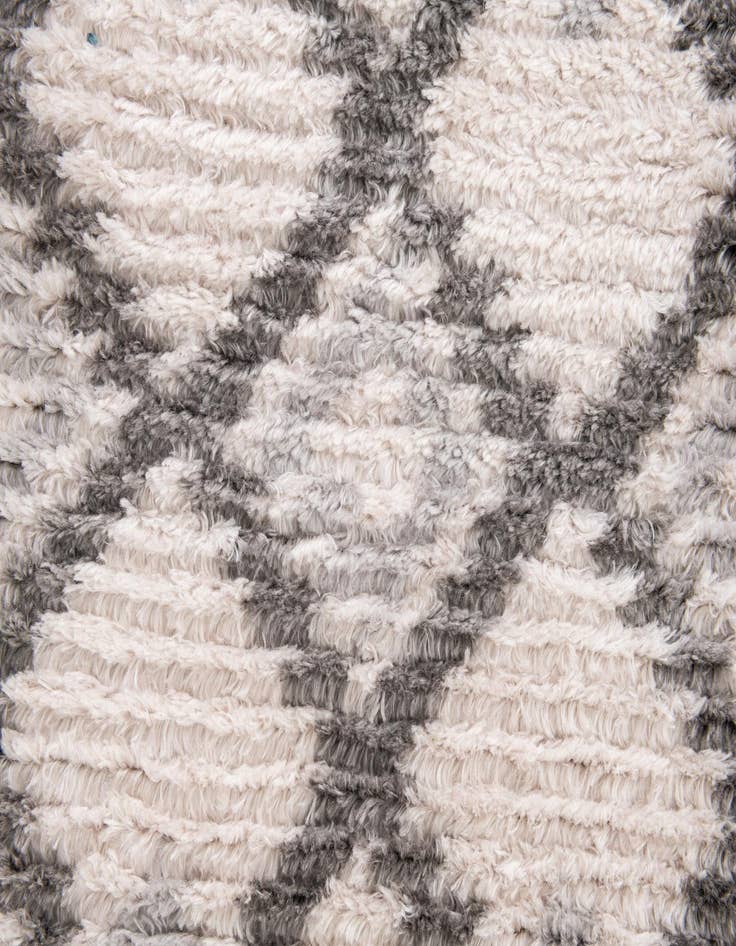 Detail image of 5' 3 x 7' 8 Athena Shag Rug