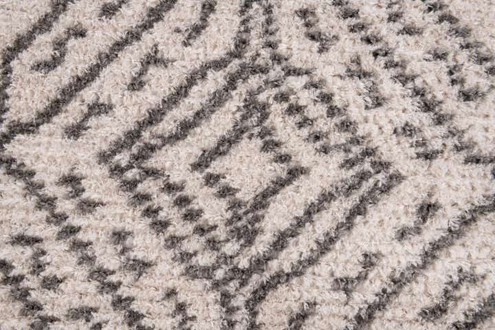 5' 3 x 7' 8 Athena Shag Rug