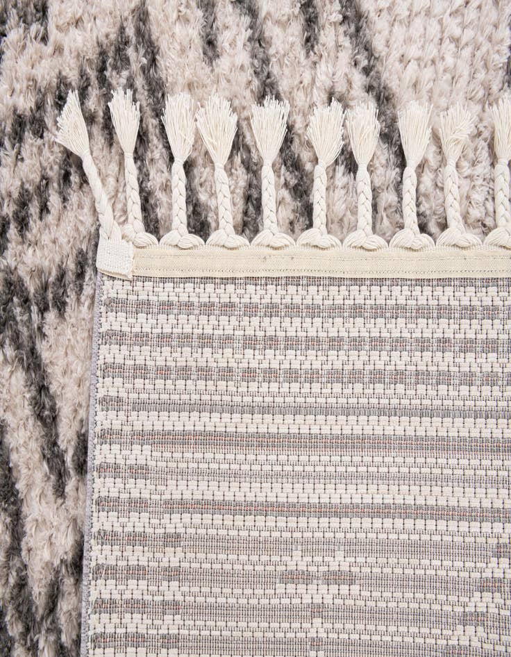 Detail image of 5' 3 x 7' 8 Athena Shag Rug