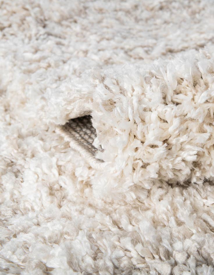 Detail image of 155cm x 245cm Lagom Shag Rug