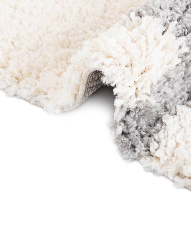 Detail image of 8' x 10' Athena Shag Rug