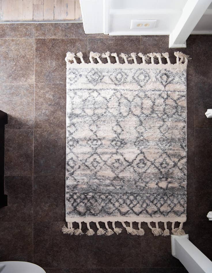 Detail image of 8' 2 x 10' 2 Atlas Rug