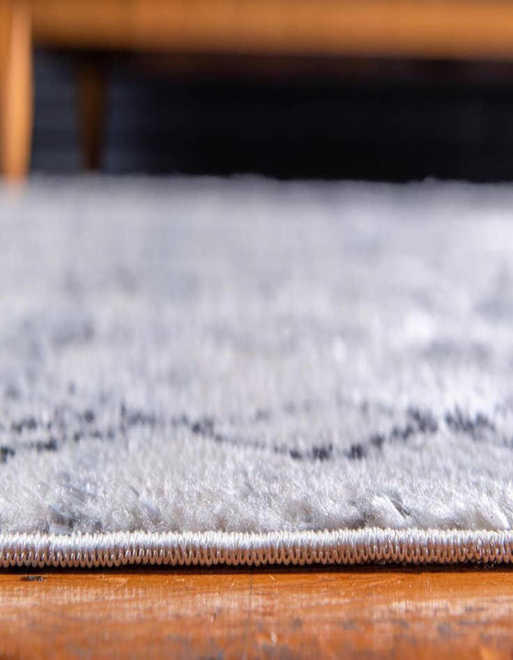 Detail image of 2' 4 x 3' 3 Atlas Rug