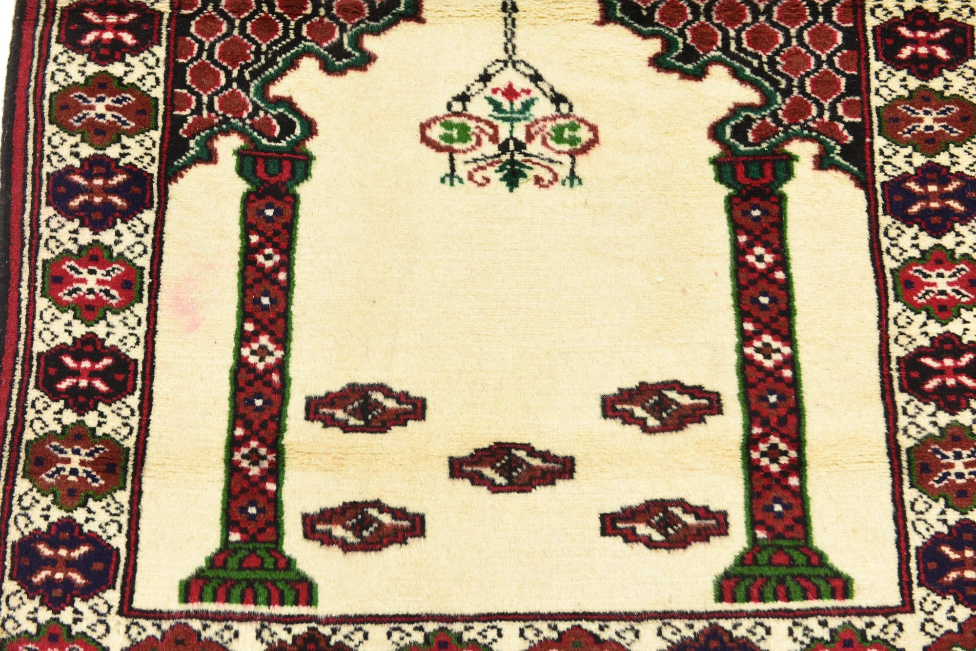 2' 7 x 3' 10 Hand Knotted Balouch Persian Wool Rug