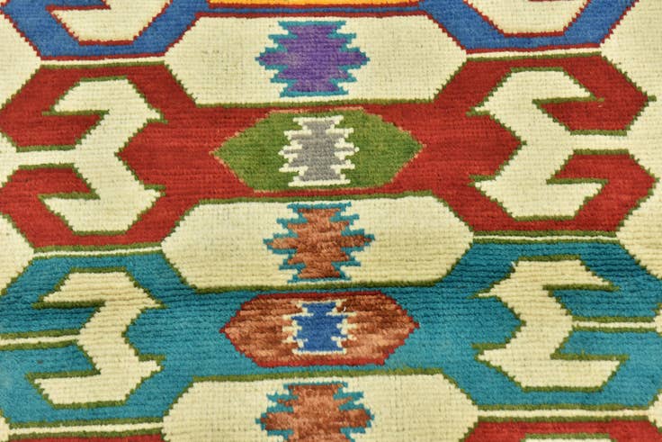 Detail image of 3' 5 x 5' 2 Hand Knotted Balouch Rug