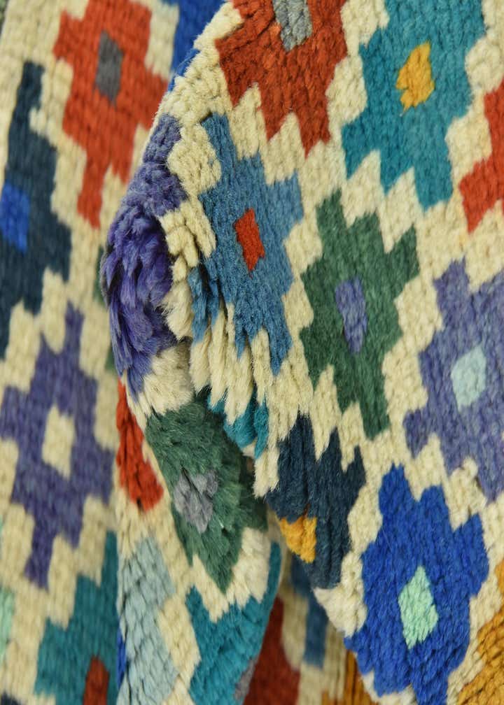 3' 5 x 5' Hand Knotted Balouch Rug