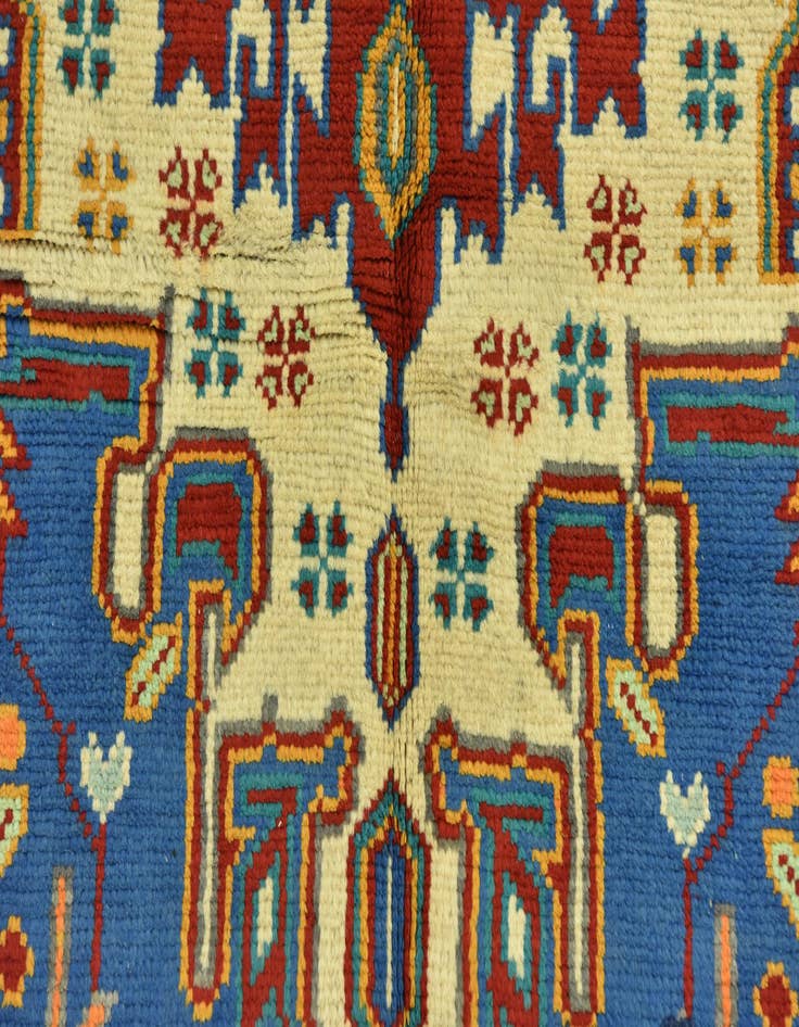 Detail image of 3' 4 x 4' 10 Hand Knotted Balouch Rug