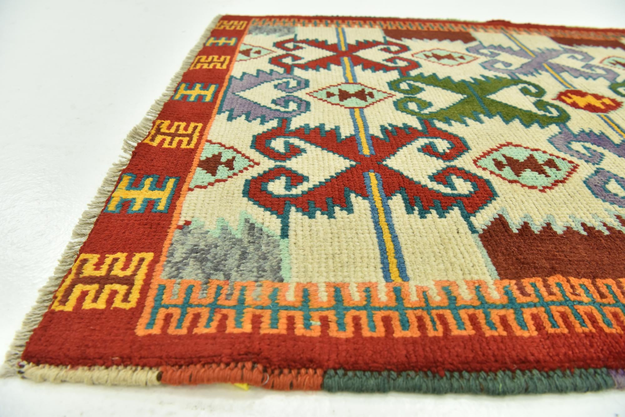 2' 8 x 3' 11 Hand Knotted Balouch Rug