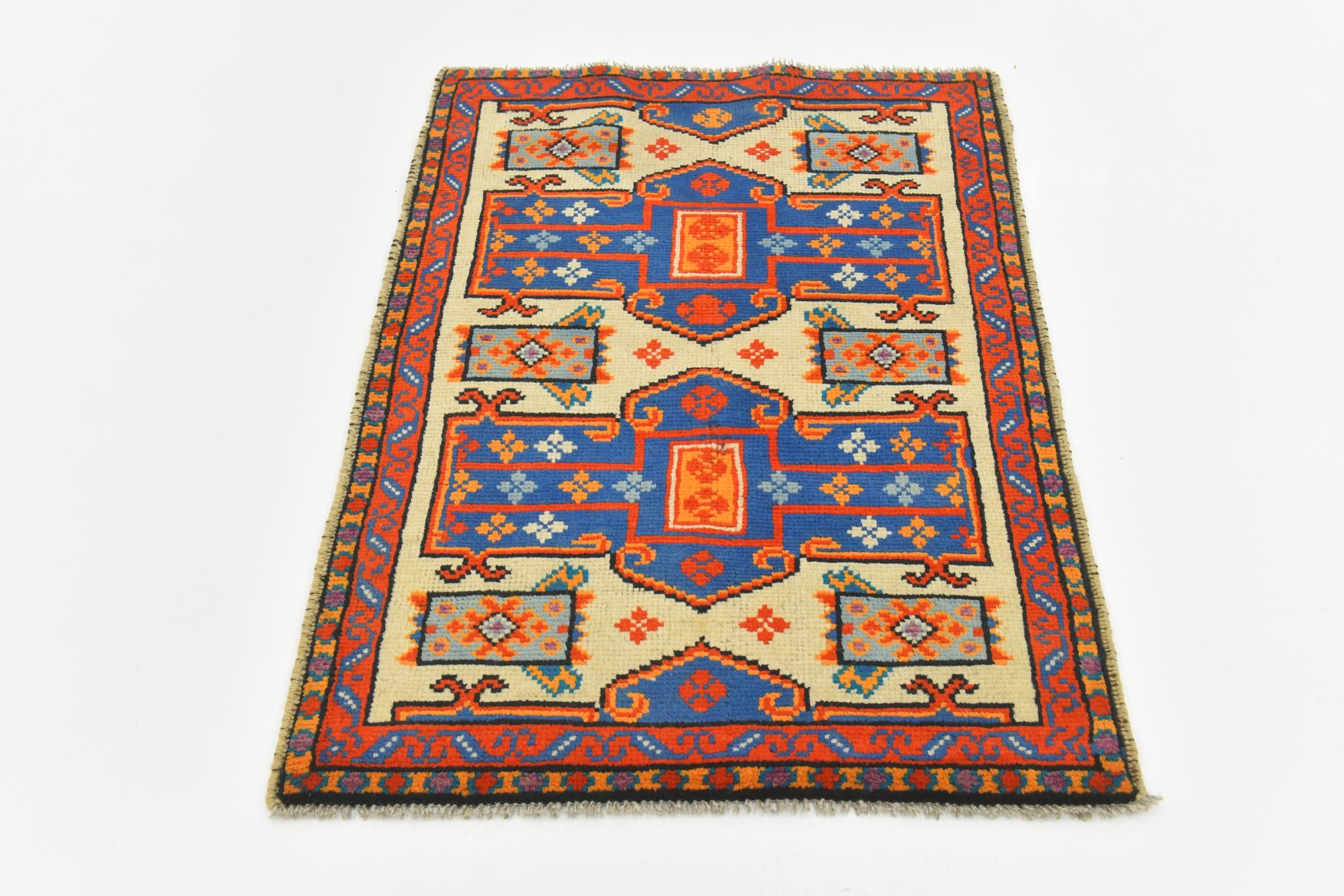 2' 9 x 4' Hand Knotted Balouch Rug