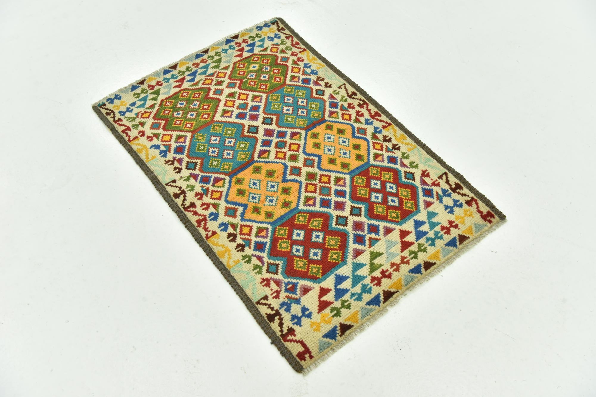2' 6 x 3' 10 Hand Knotted Balouch Rug