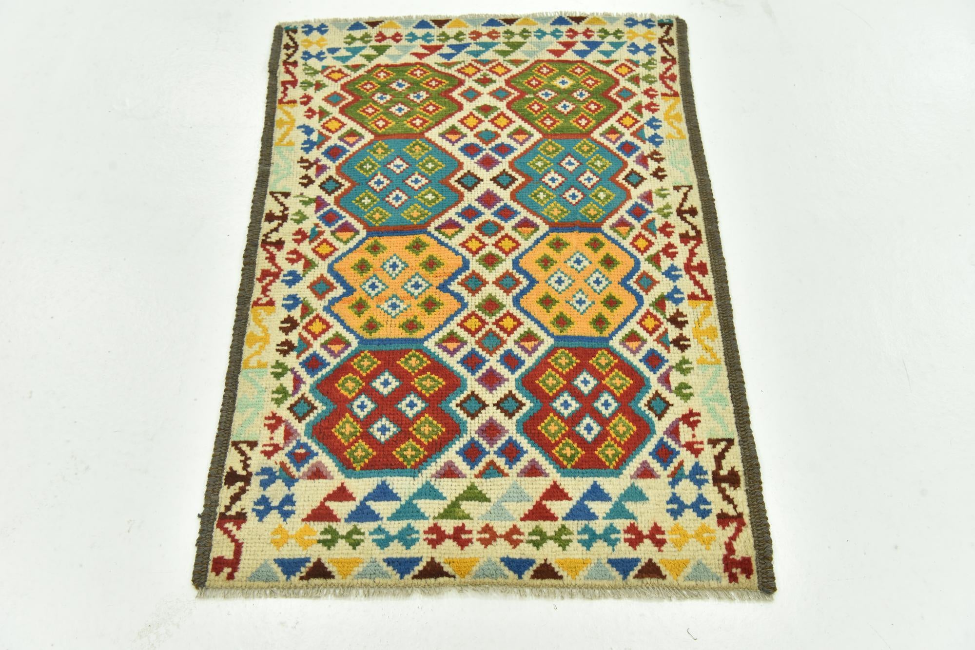 2' 6 x 3' 10 Hand Knotted Balouch Rug