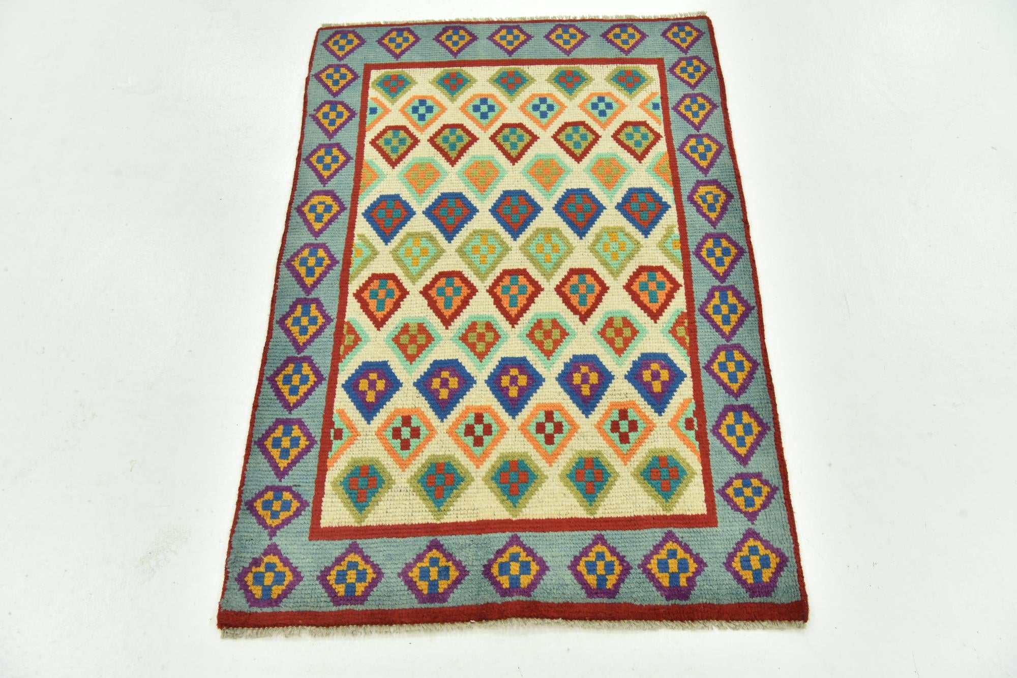 2' 9 x 4' Hand Knotted Balouch Rug