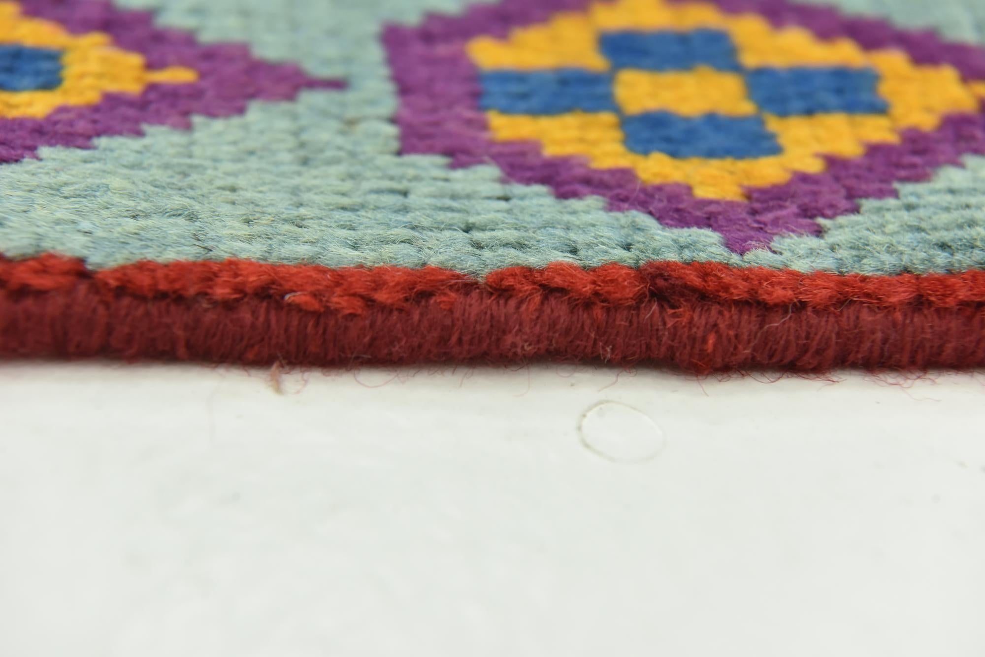 2' 9 x 4' Hand Knotted Balouch Rug