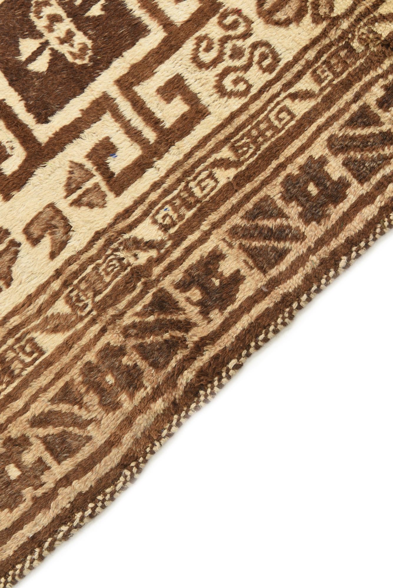 4' 10 x 9' Hand Knotted Balouch Wool Rug