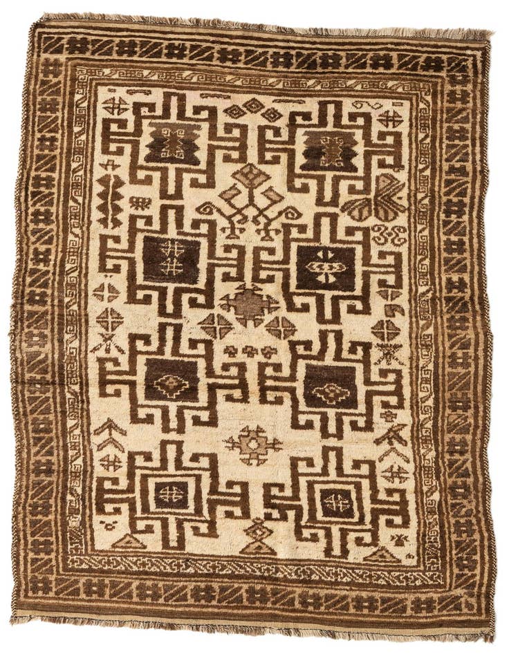 Detail image of 4' 10 x 9' Hand Knotted Balouch Wool Rug