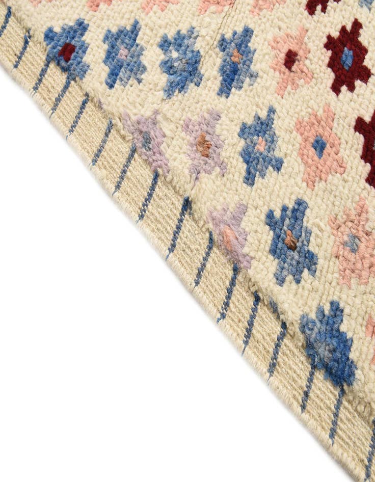 Detail image of 5' 4 x 8'  Hand Knotted Balouch Wool Rug