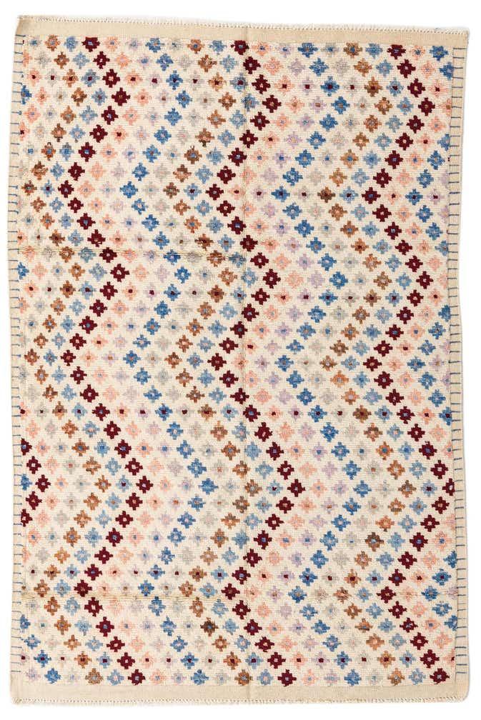 5' 4 x 8' Hand Knotted Balouch Wool Rug