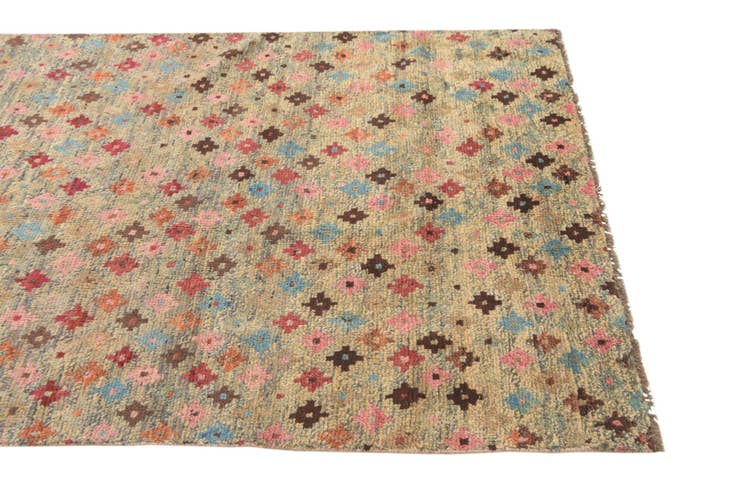 Detail image of 4' x 6' 1 Hand Knotted Balouch Wool Rug