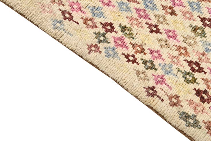Detail image of 3' 2 x 4' 5 Hand Knotted Balouch Wool Rug