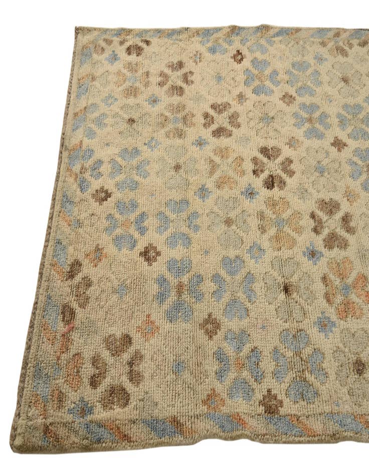 Detail image of 4' 5 x 6' 5  Hand Knotted Balouch Wool Rug