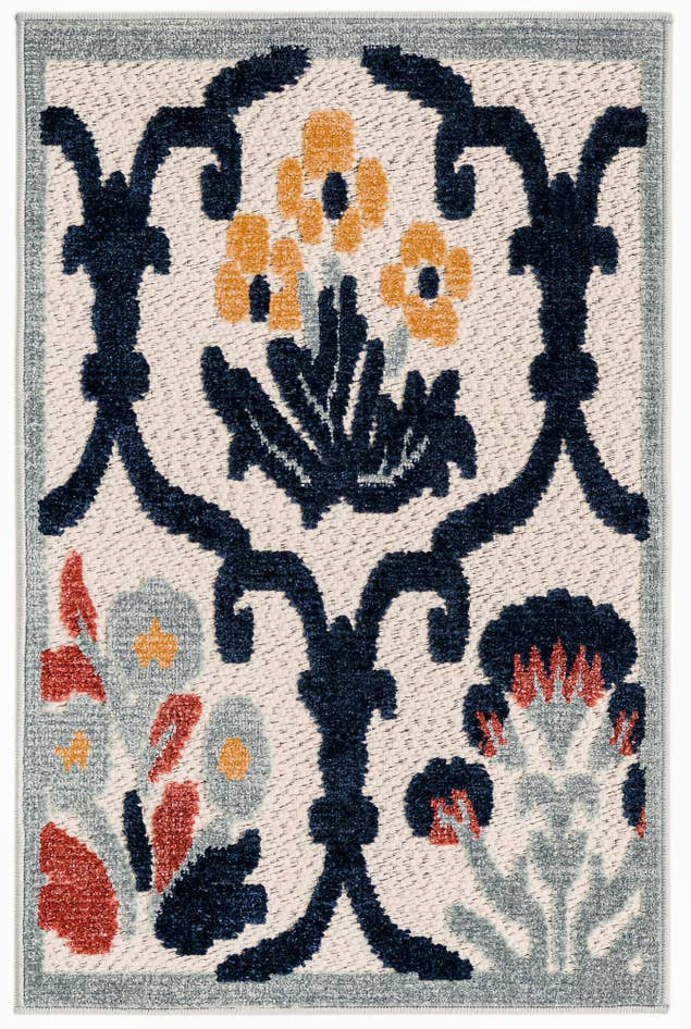 Detail image of 2' x 3' Easy-Clean Belize Indoor / Outdoor Rug