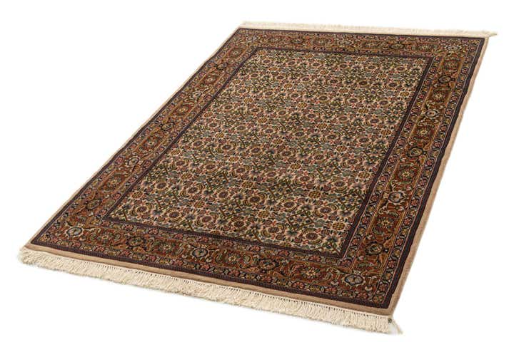 4' 4 x 6' 4 Hand Knotted Bidjar Wool Rug