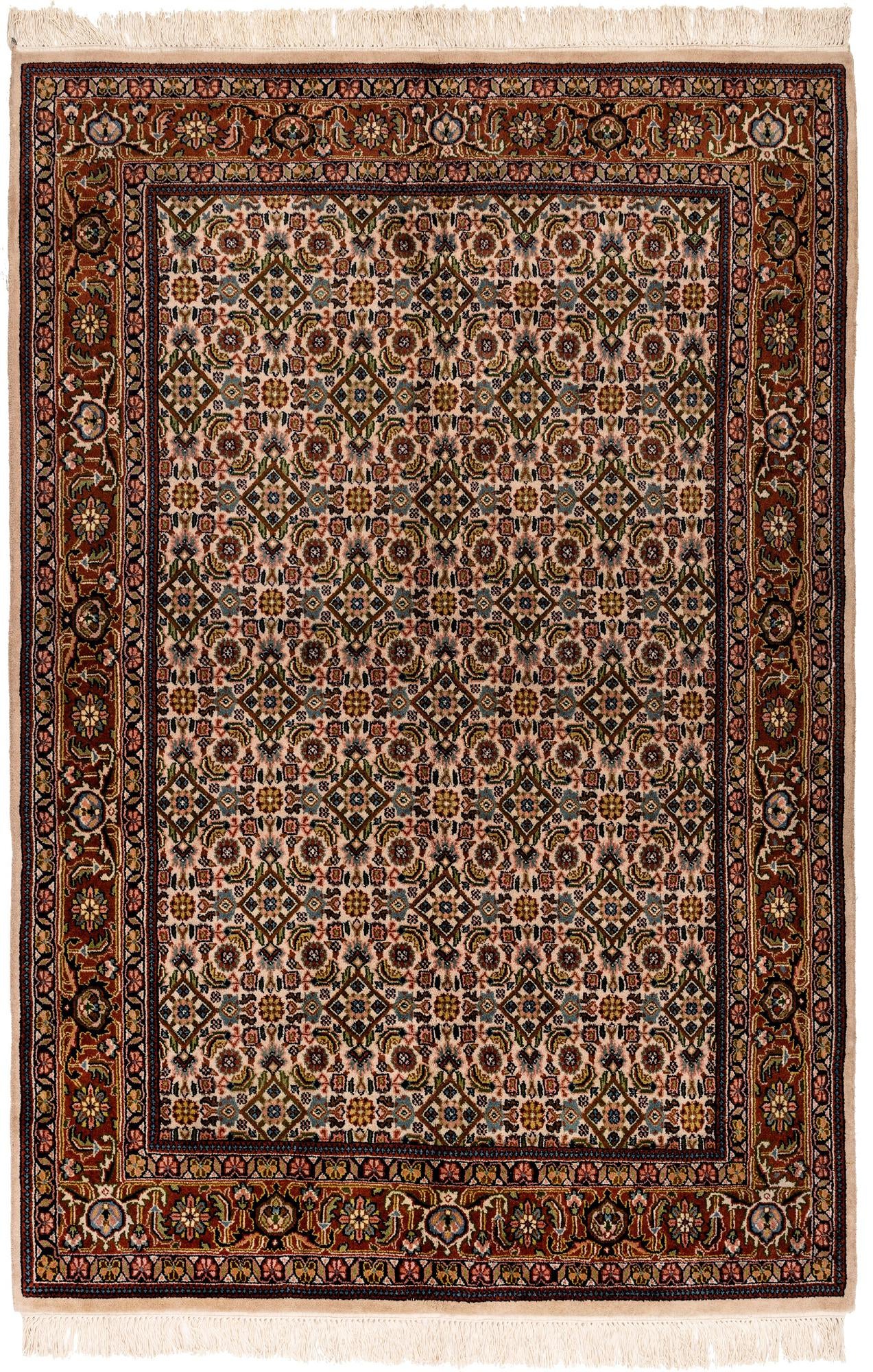 4' 4 x 6' 4 Hand Knotted Bidjar Wool Rug