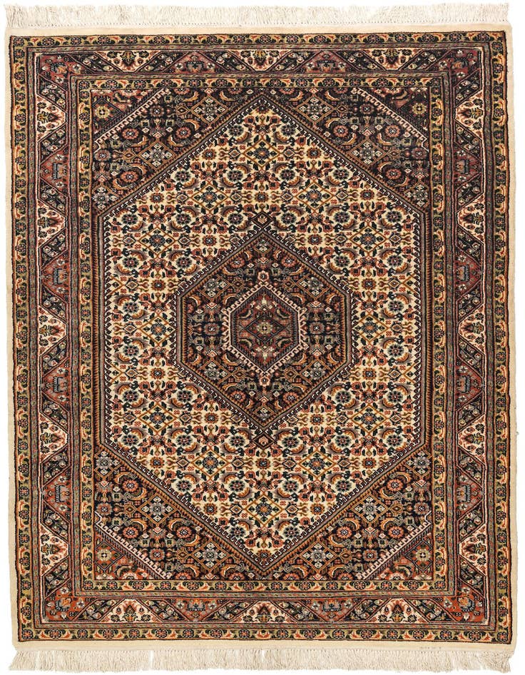 Detail image of 4' 2 x 6' 9 Hand Knotted Bidjar Oriental Wool Rug
