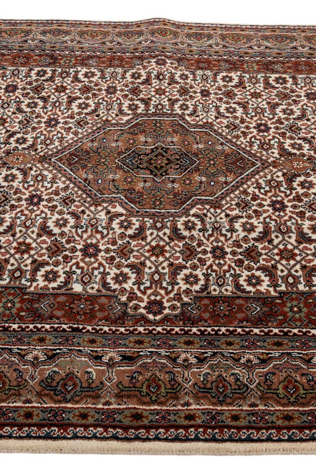 Detail image of 5' 8 x 7' 10 Hand Knotted Bidjar Wool Rug