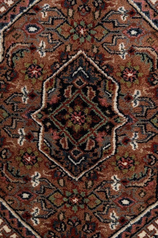 5' 8 x 7' 10 Hand Knotted Bidjar Wool Rug