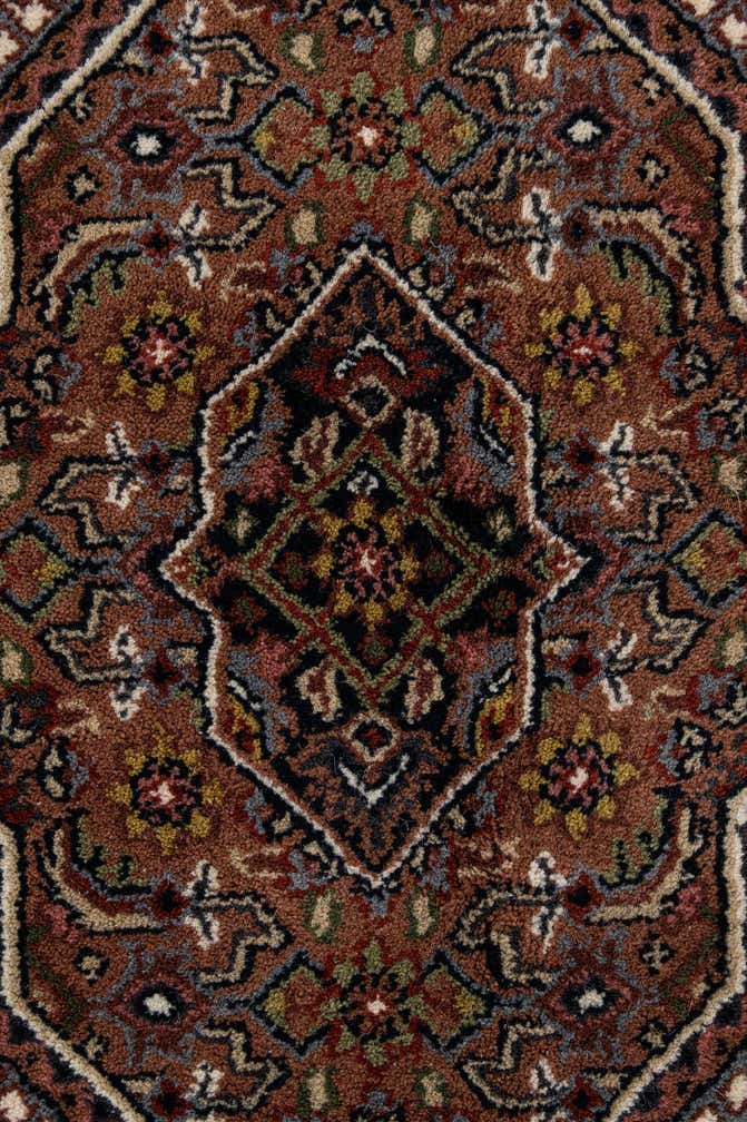 5' 5 x 7' 10 Hand Knotted Bidjar Wool Rug