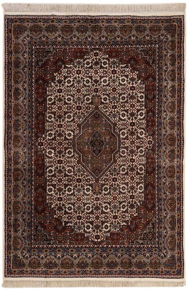 Detail image of 5' 5 x 7' 10 Hand Knotted Bidjar Wool Rug