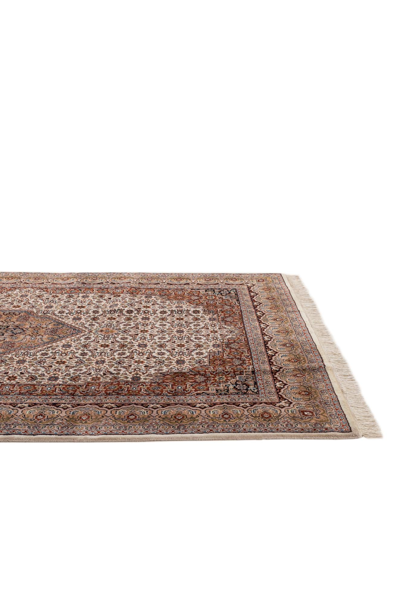 6' 8 x 10' 1 Hand Knotted Bidjar Wool Rug