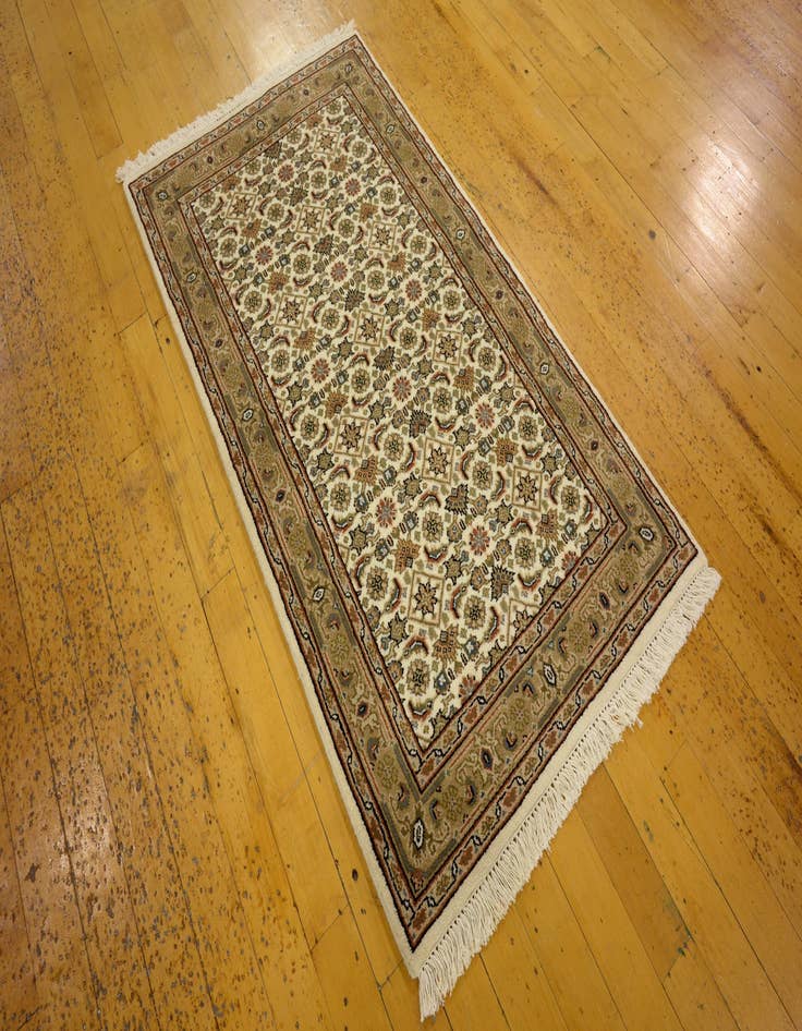 Detail image of 3' x 5' 3  Hand Knotted Bidjar Wool Rug