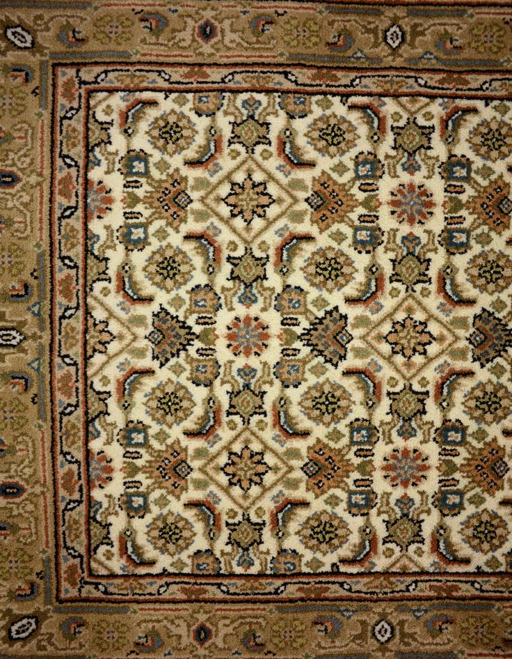 Detail image of 3' x 5' 3  Hand Knotted Bidjar Wool Rug