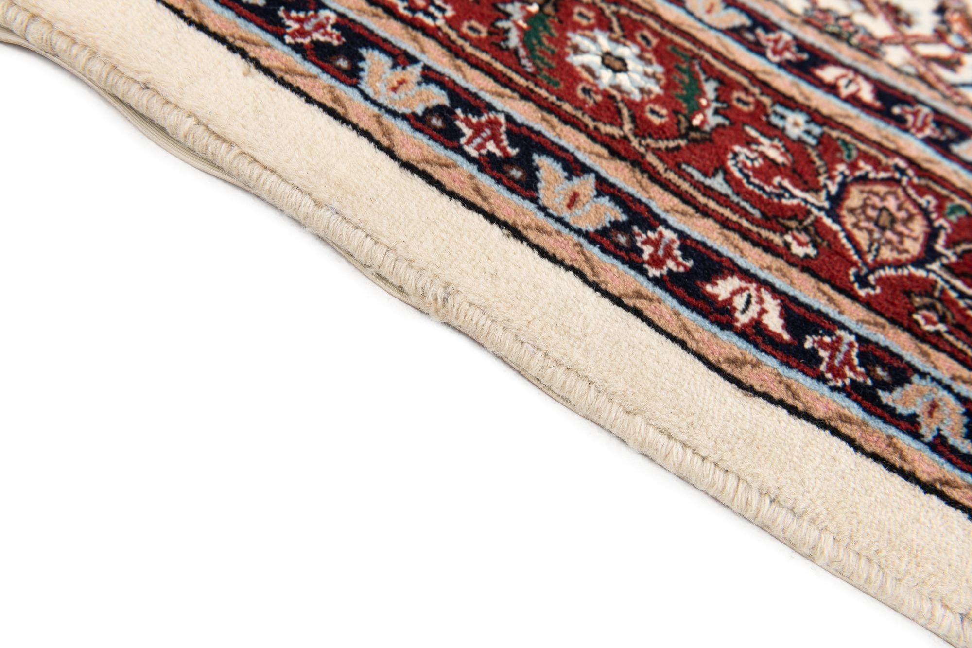3' 5 x 4' Hand Knotted Bidjar Wool Rug