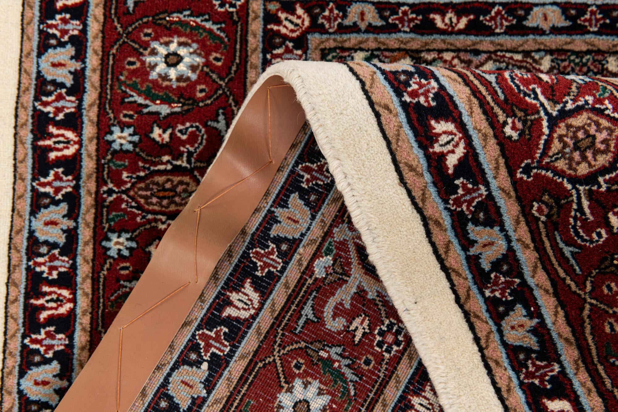 3' 5 x 4' Hand Knotted Bidjar Wool Rug
