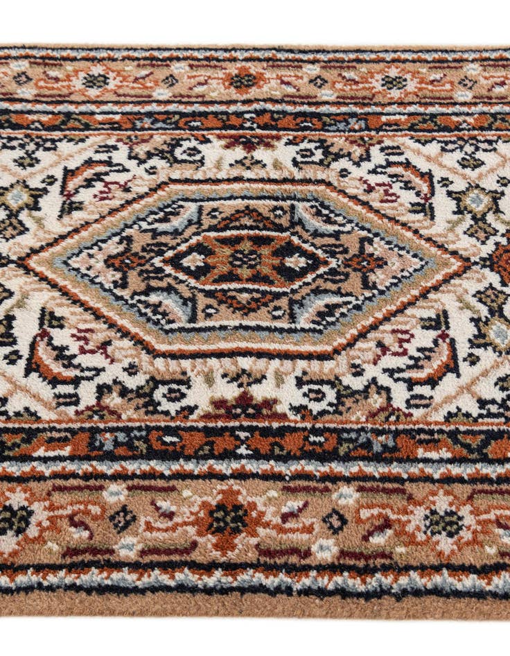 Detail image of 2' 5 x 4' 7 Hand Knotted Bidjar Oriental Wool Rug