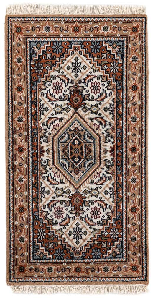 2' 5 x 4' 7 Hand Knotted Bidjar Oriental Wool Rug