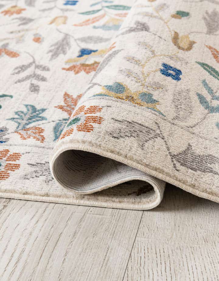 8' x 10' Blossom Rug