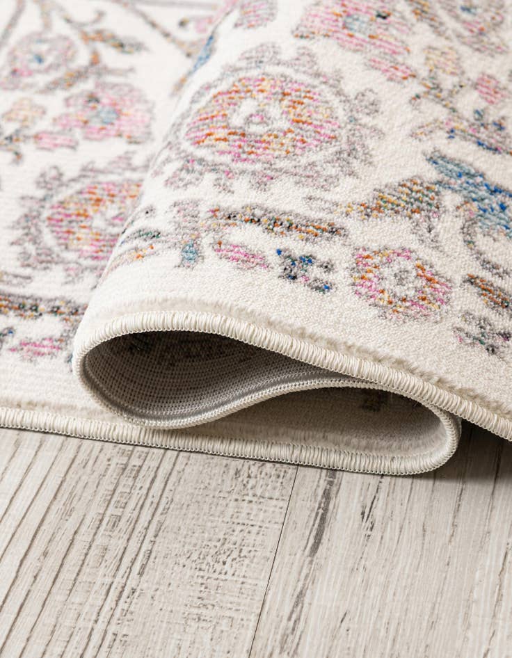 Detail image of 10' x 13' Blossom Rug