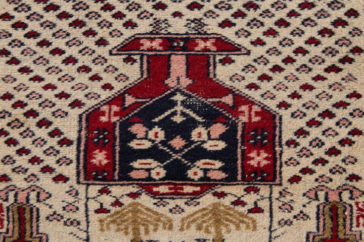 2' 7 x 4' 2 Hand Knotted Bokhara Wool Rug