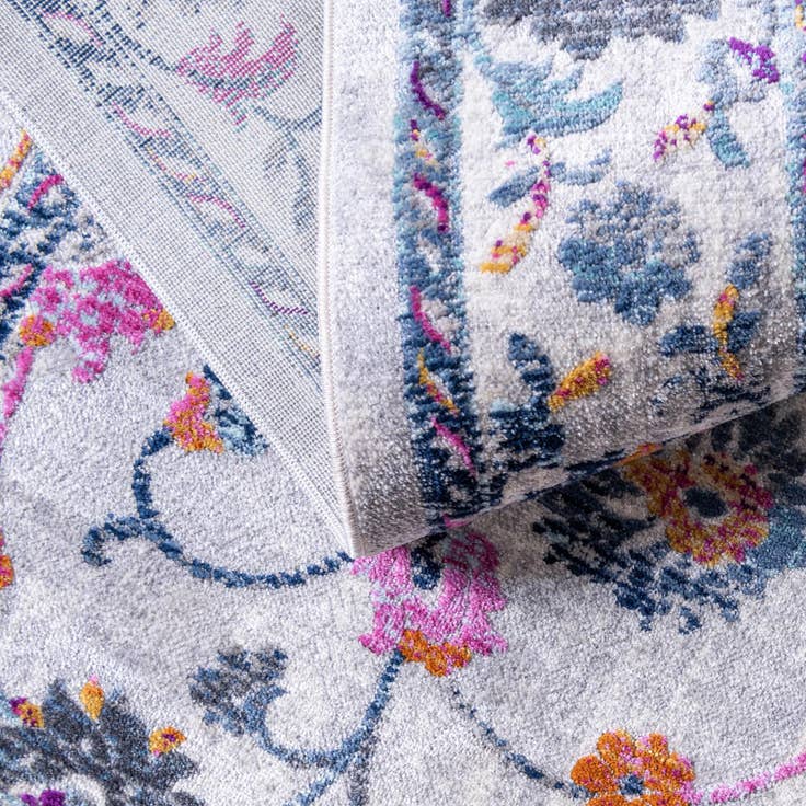 Detail image of 8' x 9' 10 Budapest Rug