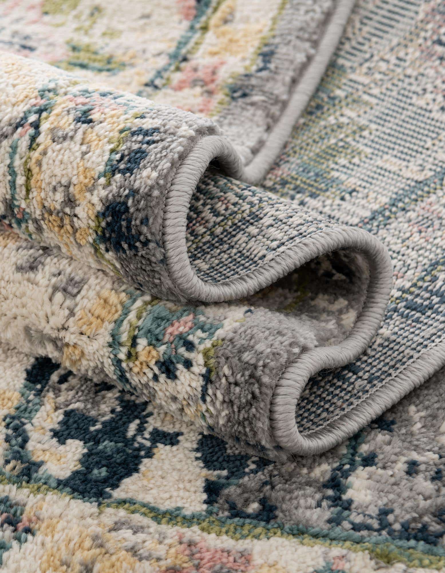 Detail image of 8' x 10' Charleston Rug