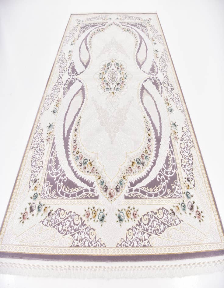 Detail image of 6' 6 x 9' 10 Chateau Rug